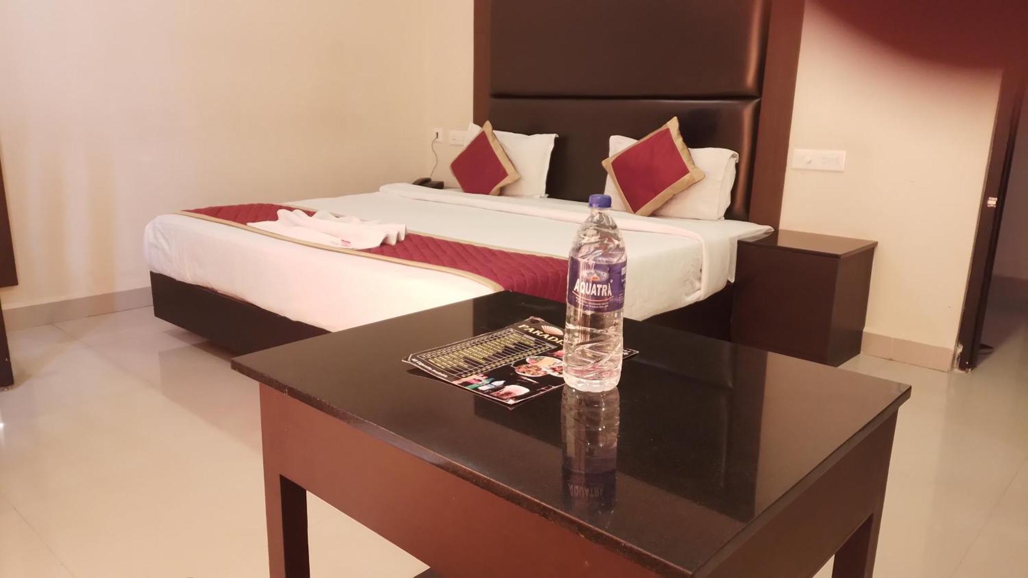 Hotel Pioneer Paradise Nāgercoil Екстериор снимка