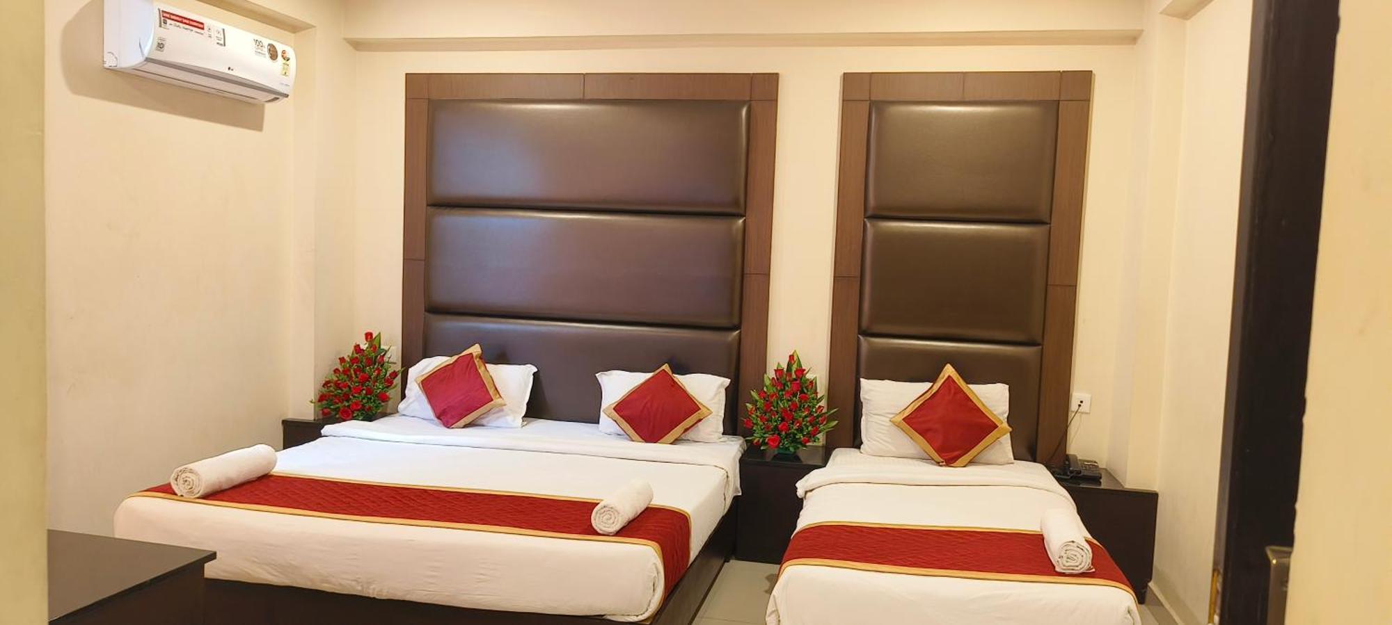 Hotel Pioneer Paradise Nāgercoil Екстериор снимка