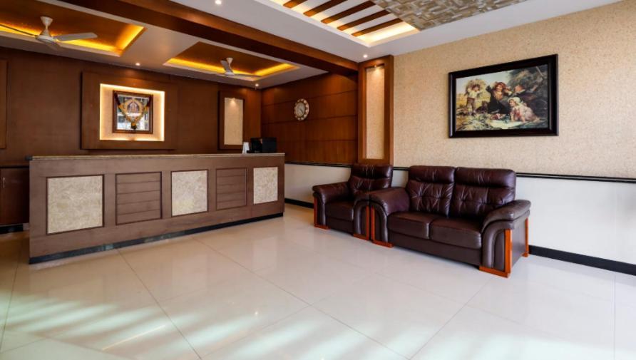 Hotel Pioneer Paradise Nāgercoil Екстериор снимка